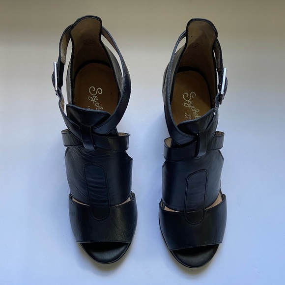 Seychelles - Picture 2 of 4